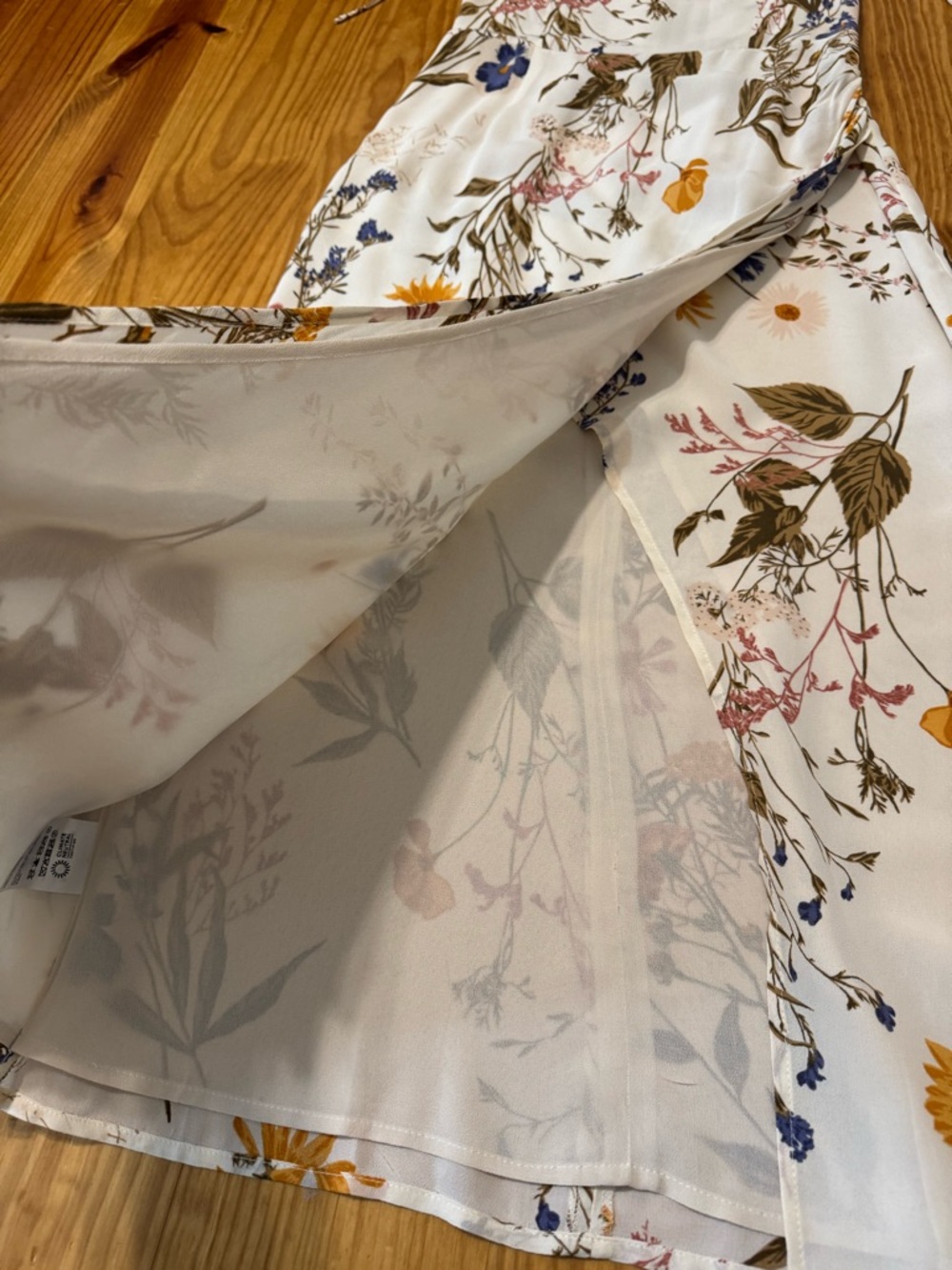 Reformation Kourtney Midi Dress in Frolic Floral Cream Women’s Size 6P - Picture 7 of 16